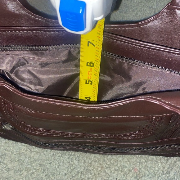 Brown leather handbag ( umbrella is no longer available with bag) ** - Picture 15 of 16